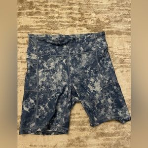 Gap Fit bike shorts
